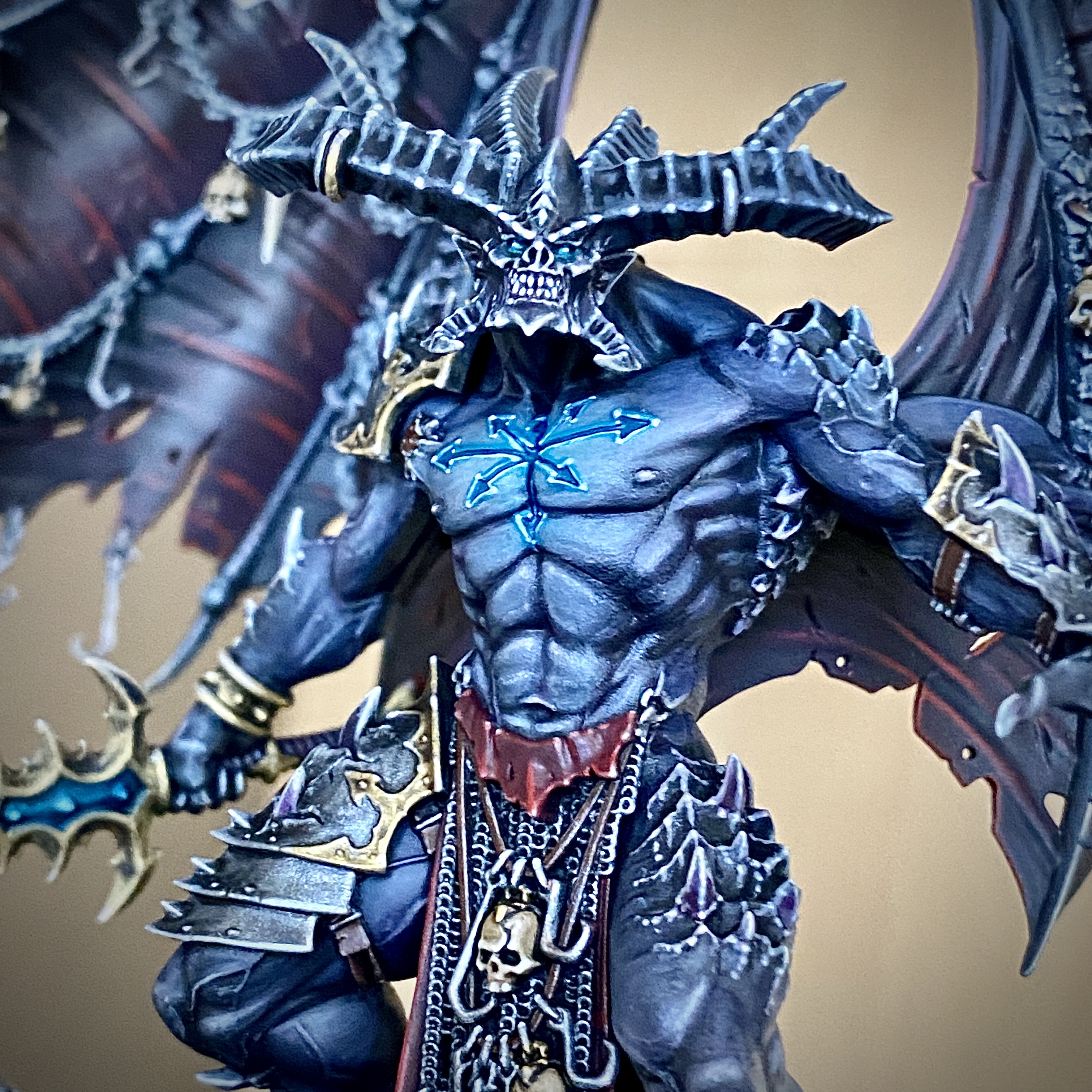 Meet Be’lakor, the first Daemon Prince of Chaos! I assembled, patched and painted this beautiful model for a client. Be’lakor is every bit the creature of nightmare he appears to be. Supernaturally skilled in both the martial and magical arts, his imposing figure is the perfect centrepiece for an army of Chaos and a potent wrecking ball with which to cast your enemies aside. I build the kit option themed for a Warhammer Age of Sigmar Slaves to Darkness army with a hand made icy base. Height: 18 cm (with base) Patching: Green Stuff by citadel_paints Base: custom made with ice and snow Paints: vallejocolors Painted to level: Display Publisher: warhammerofficial Painted by: Debbie Maasdam